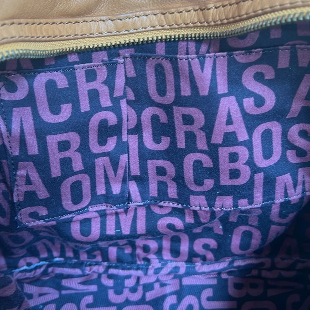 Marck Jacob’s everyday bag. - Picture 12 of 16